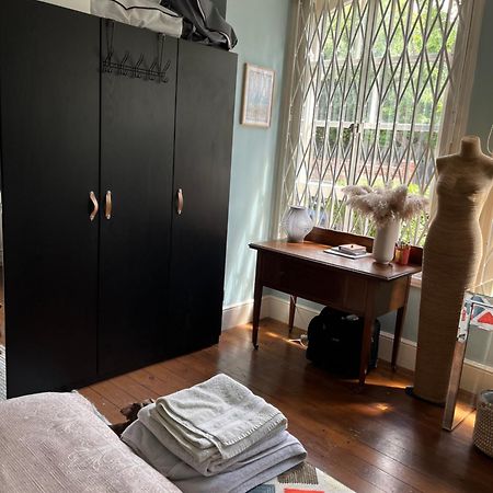 Dawn And Dudley The Sausage Dog'S Parkside Home London Exterior foto