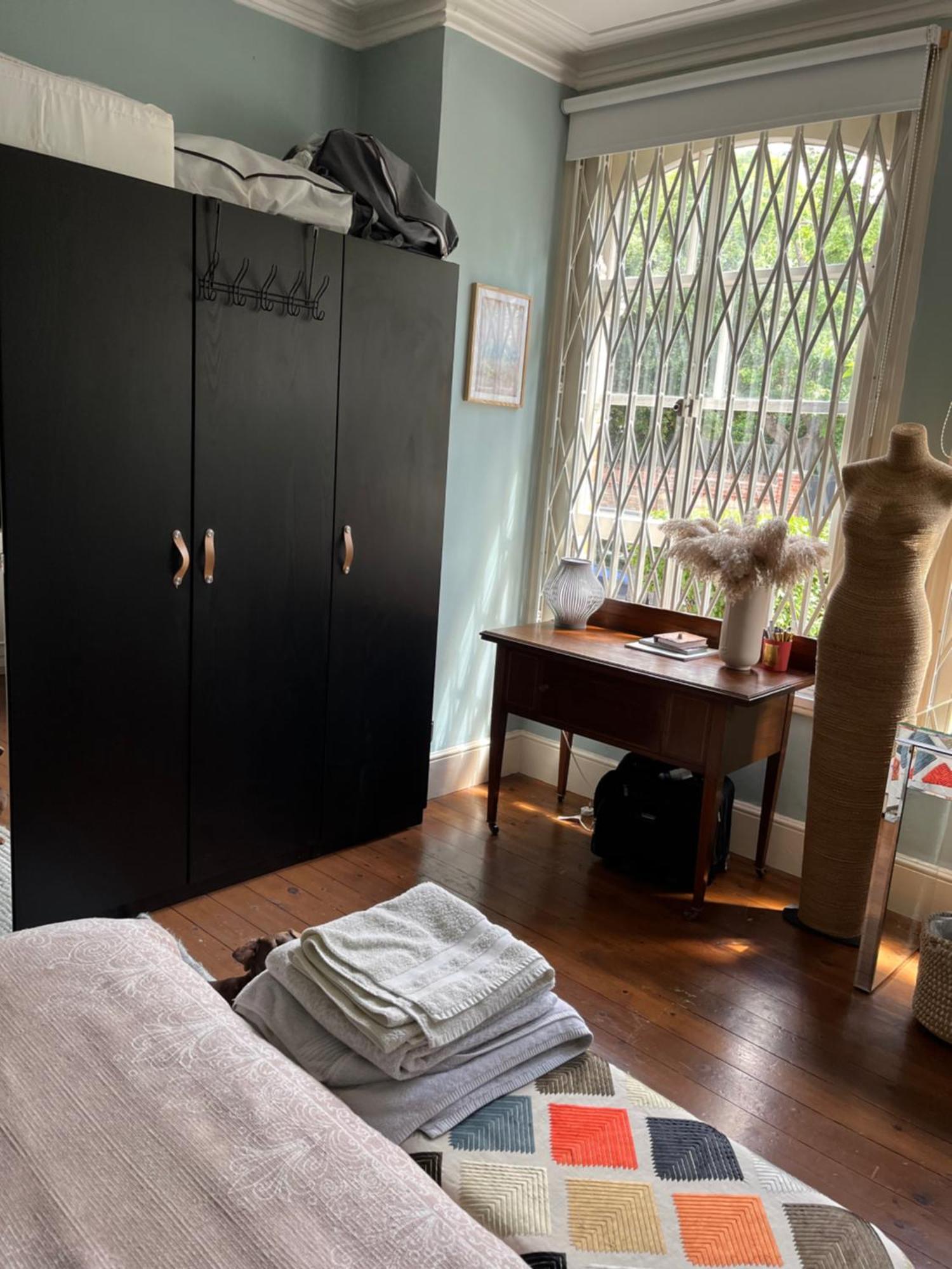 Dawn And Dudley The Sausage Dog'S Parkside Home London Exterior foto